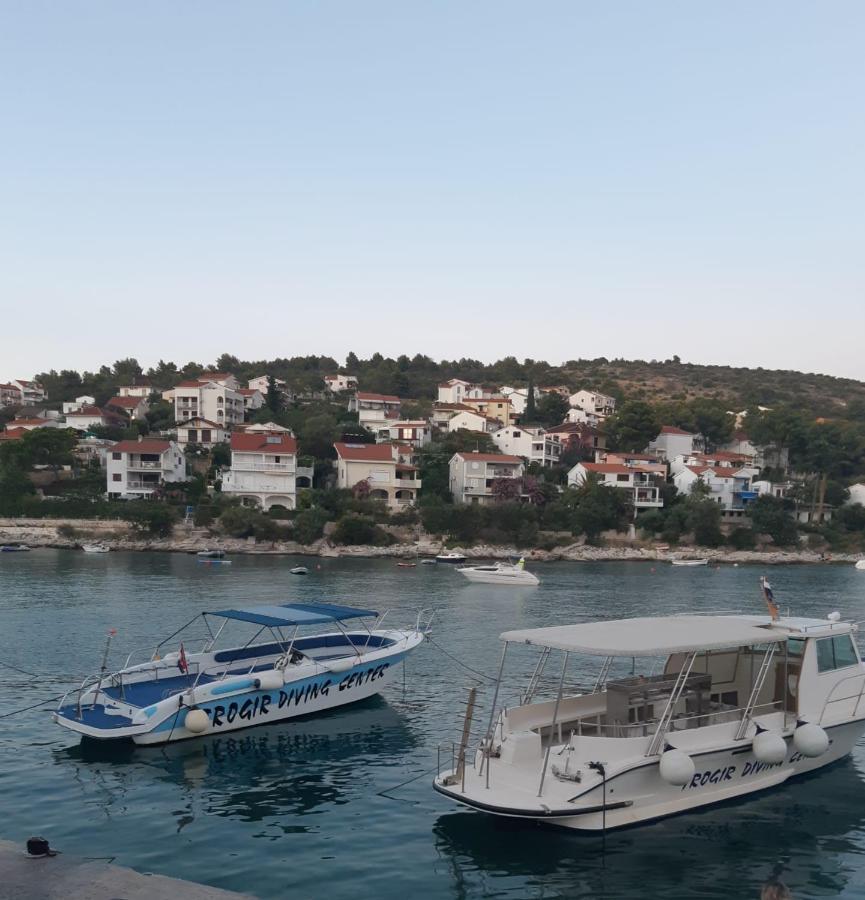 Villa Maja Trogir Buitenkant foto