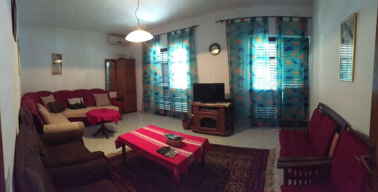 Villa Maja Trogir Buitenkant foto